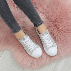 Srebrno białe niskie...