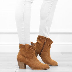 Brązowe botki damskie...