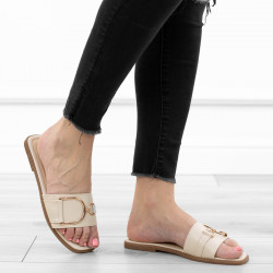 Beżowe klapki damskie...