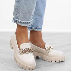 Beżowe półbuty loafersy...