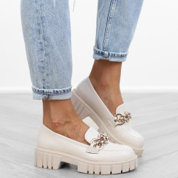 Beżowe półbuty loafersy...