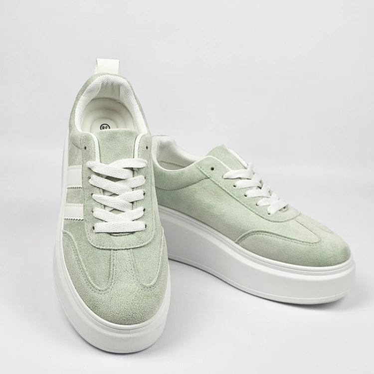 damskie-mietowe-sneakersy-biae-na-platformie-zielo