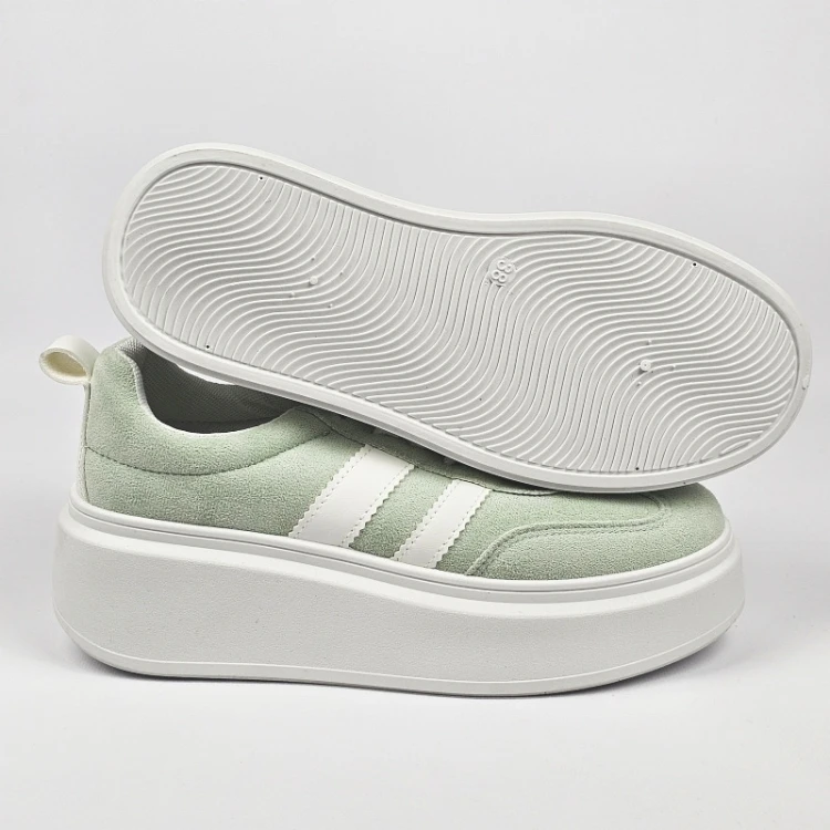 damskie-mietowe-sneakersy-biae-na-platformie-zielo