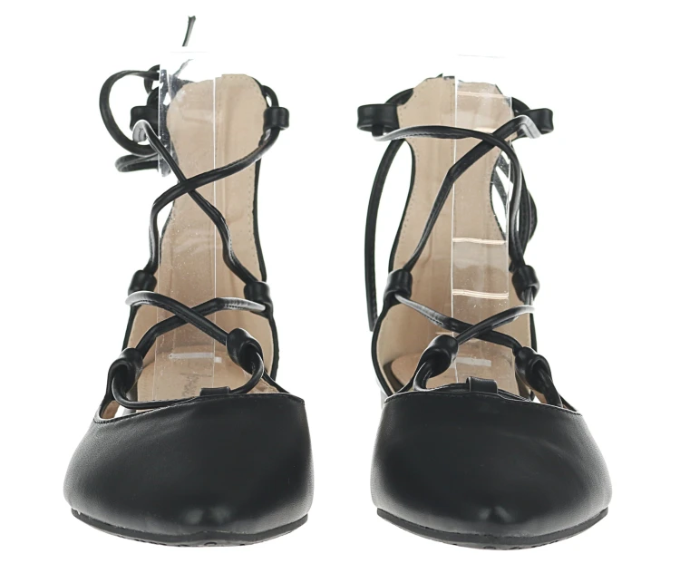 czarne-baleriny-wiazane-paskie-buty-za-kostke-w-sz