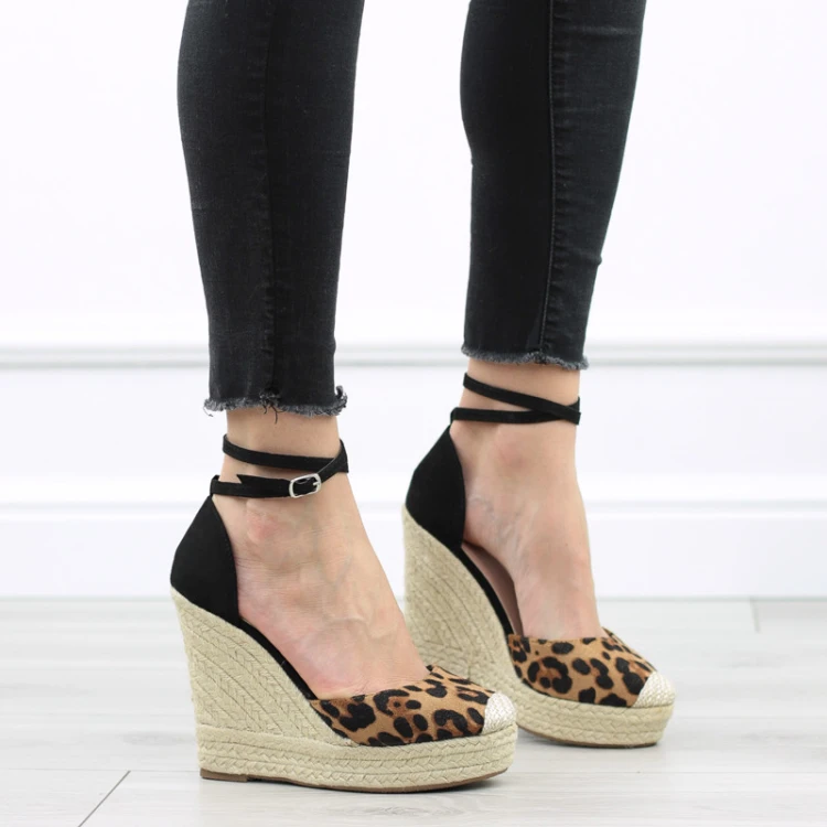 czarne-sanday-damskie-na-koturnie-wysokie-espadryl