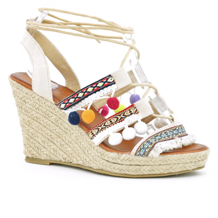 bezowe-sanday-boho-na-koturnie-espadryle-wiazane-l