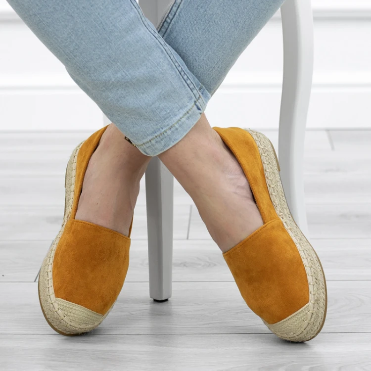 brazowe-espadryle-damskie-camel-na-platformie