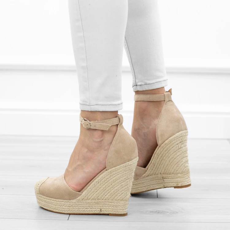 bezowe-sanday-damskie-na-koturnie-espadryle-wygodn