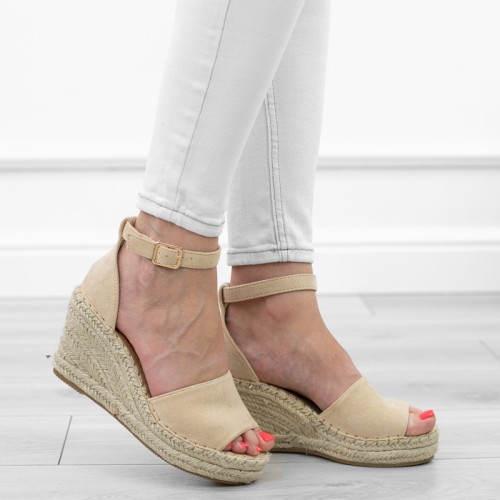 bezowe-sanday-damskie-espadrnyle-na-koturnie-wygod