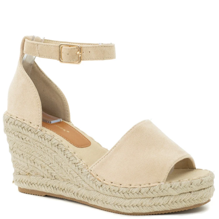 bezowe-sanday-damskie-espadrnyle-na-koturnie-wygod