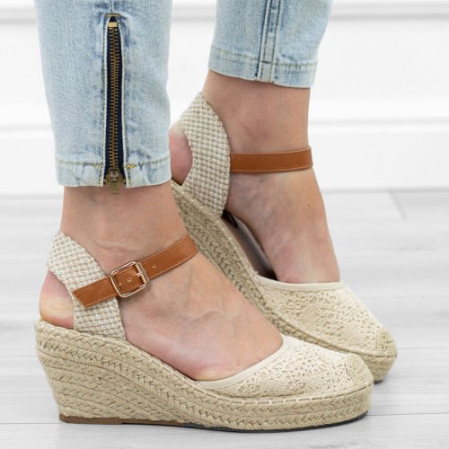 bezowe-sanday-damskie-espadryle-na-koturnie-azurow