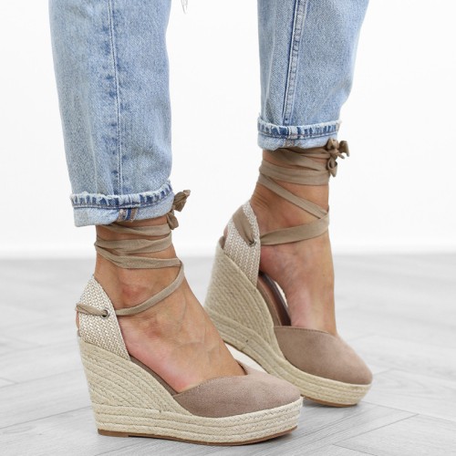 bezowe-sanday-damskie-na-koturnie-wiazane-espadryl