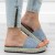 niebieskie-klapki-damskie-boho-wsuwane-paskie-kork