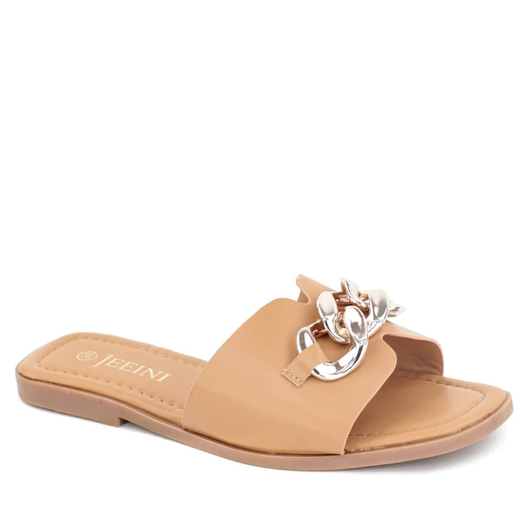 brazowe-klapki-damskie-camel-ancuch