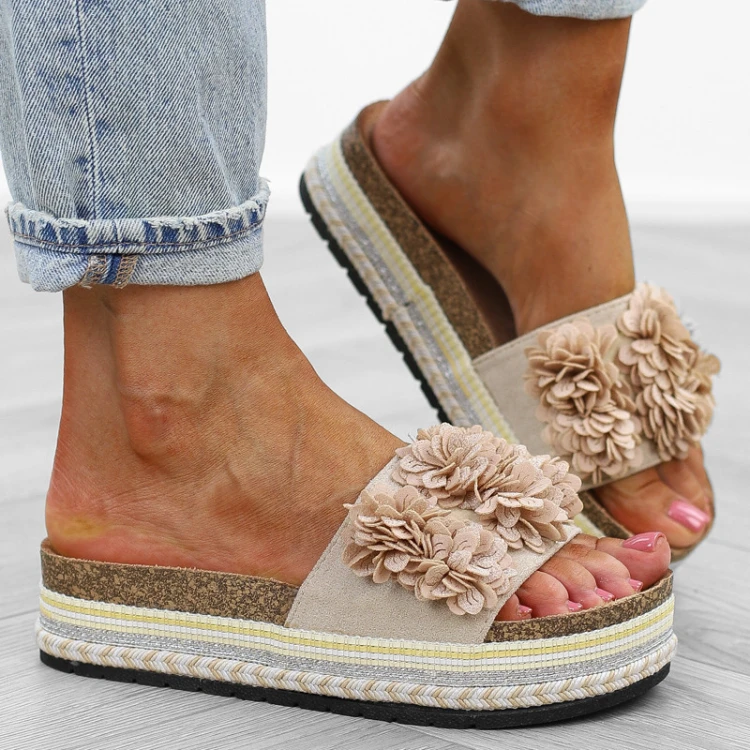 bezowe-klapki-damskie-boho-wsuwane-paskie-korkowe-
