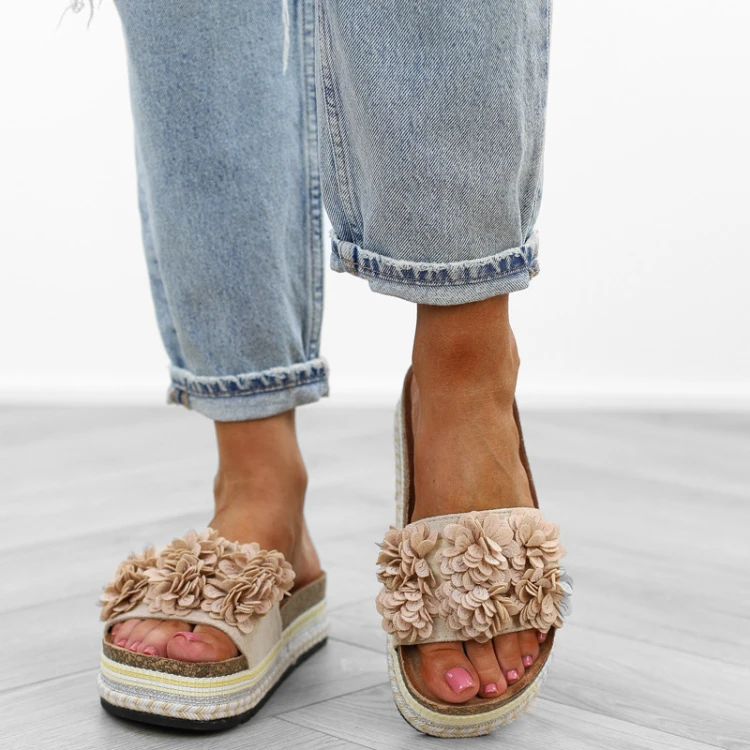 bezowe-klapki-damskie-boho-wsuwane-paskie-korkowe-