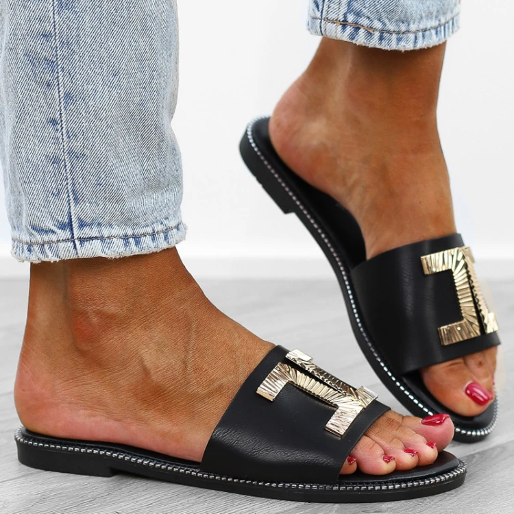 czarne-klapki-damskie-lekkie-eleganckie