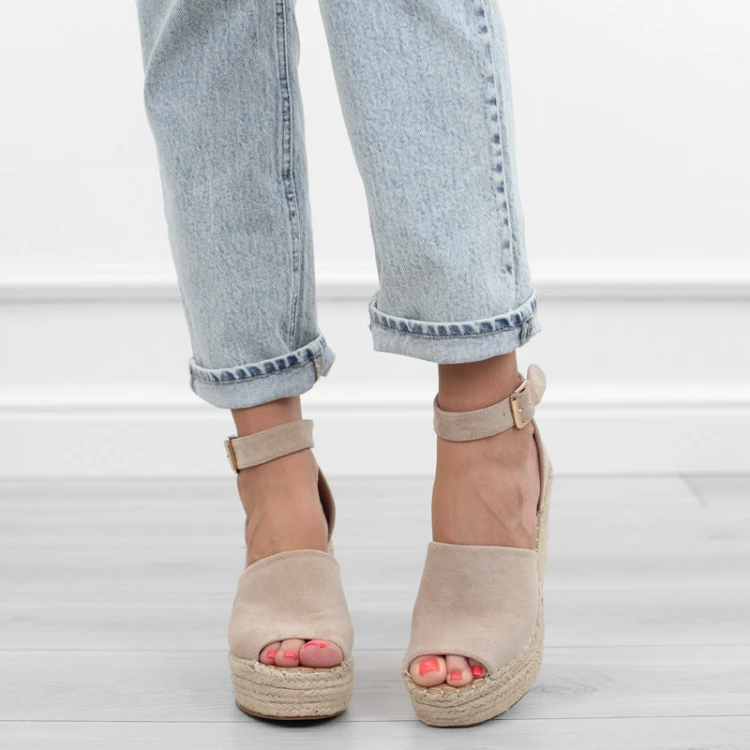 bezowe-sanday-damskie-na-koturnie-espadryle-wygodn