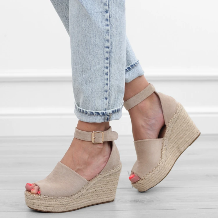 bezowe-sanday-damskie-na-koturnie-espadryle-wygodn