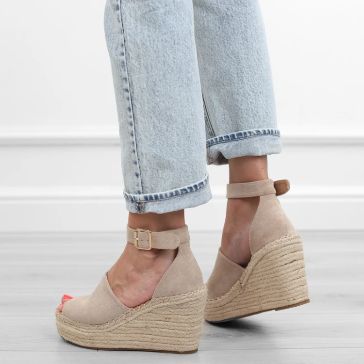 bezowe-sanday-damskie-na-koturnie-espadryle-wygodn