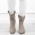 bezowe-khaki-botki-boho-zamsz