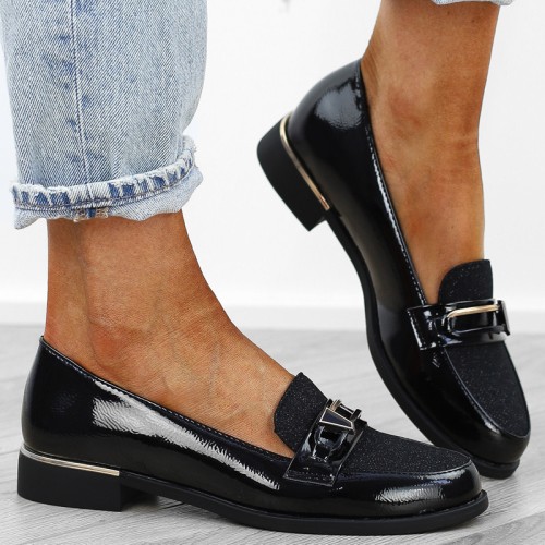 czarne-pobuty-damskie-eleganckie-mokasyny-lakierow