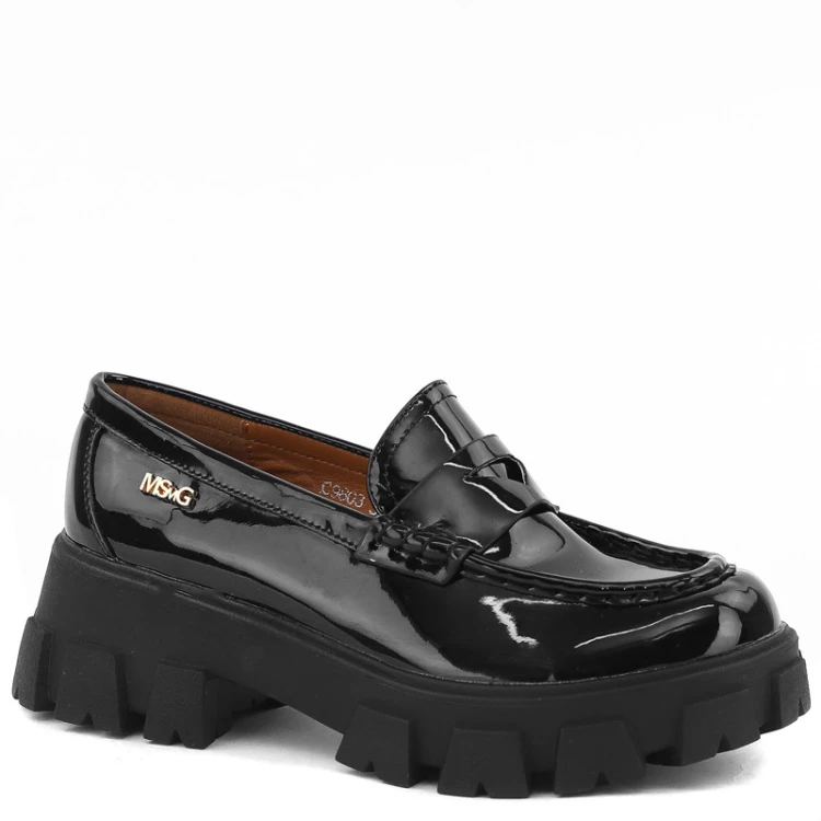 czarne-loafersy-mokasyny-pobuty-damskie-lakierowan