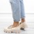 bezowe-pobuty-loafersy-damskie-lakierowane-eleganc