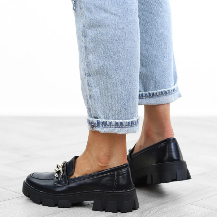 czarne-loafersy-mokasyny-pobuty-damskie-paskie-ele