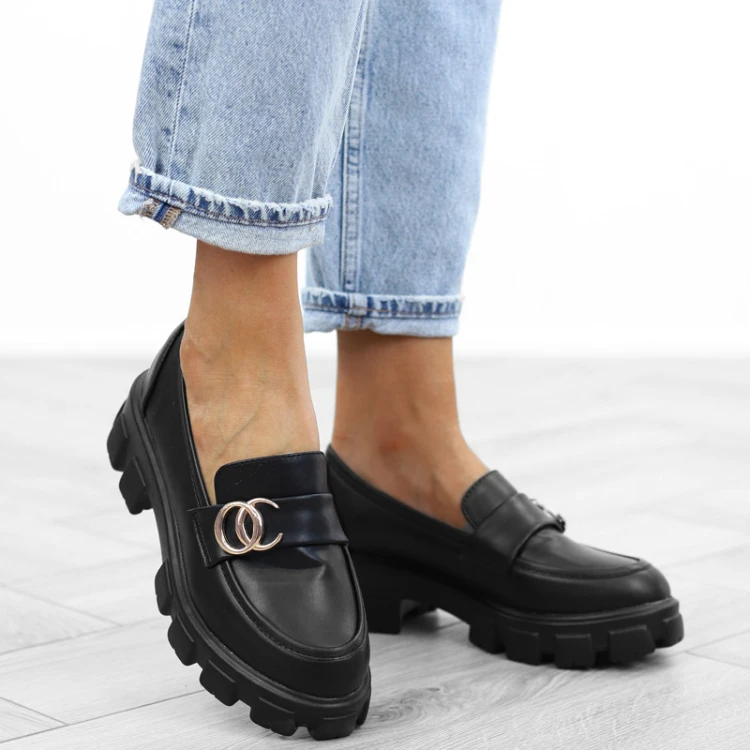 czarne-pobuty-loafersy-mokasyny-damskie-super-lekk