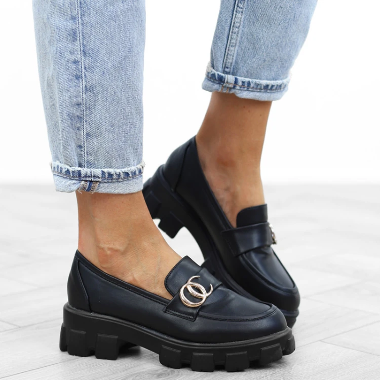 czarne-pobuty-loafersy-mokasyny-damskie-super-lekk