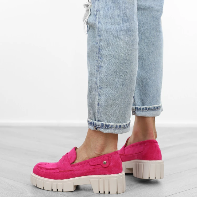 rozowe-loafersy-mokasyny-pobuty-damskie-zamszowe-w