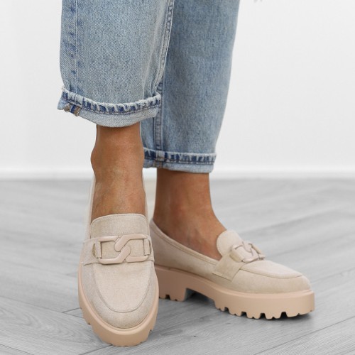 bezowe-loafersy-mokasyny-pobuty-damskie-zamszowe-k