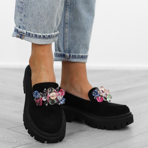 czarne-loafersy-mokasyny-pobuty-zamszowe-kamienie