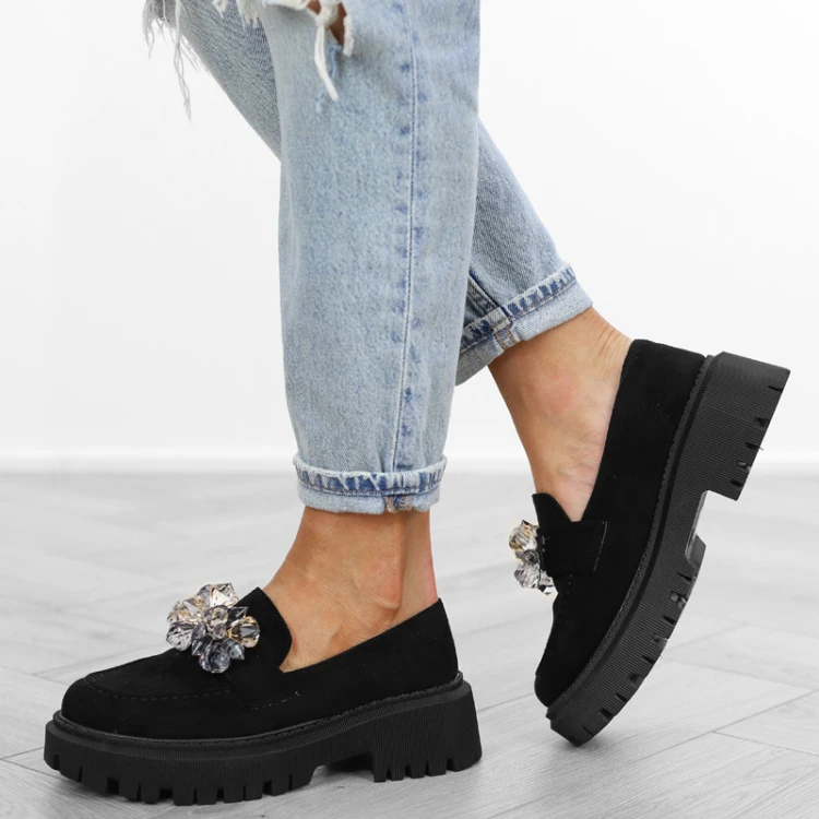 czarne-pobuty-loafersy-zamszowe-damskie-krysztay-c