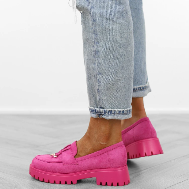 rozowe-loafersy-mokasyny-pobuty-damskie-zamszowe
