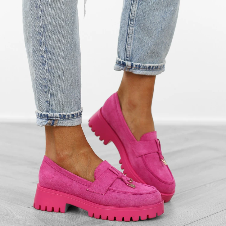 rozowe-loafersy-mokasyny-pobuty-damskie-zamszowe