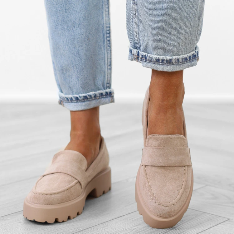 bezowe-khaki-pobuty-loafersy-mokasyny-damskie-wygo