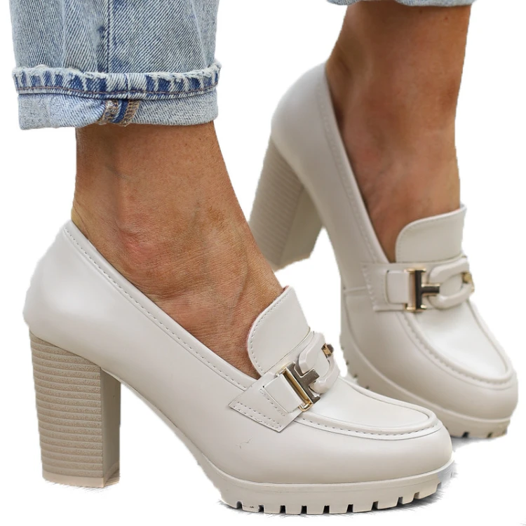 bezowe-pobuty-loafersy-mokasyny-damskie-wygodne-na