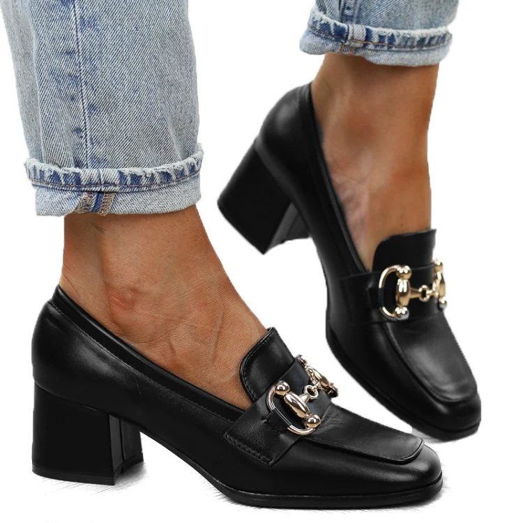 czarne-loafersy-pobuty-damskie-na-obcasie-supku-el
