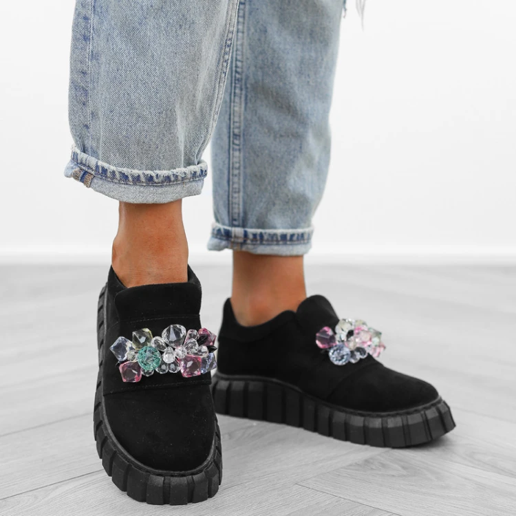 czarne-sportowe-loafersy-damskie-creepersy-wsuwane