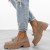 bezowe-loafersy-mokasyny-pobuty-damskie-zamszowe