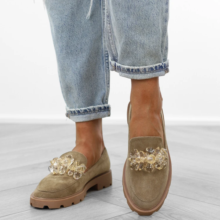 brazowe-loafersy-mokasyny-pobuty-damskie-zamszowe-