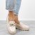 bezowe-loafersy-mokasyny-pobuty-damskie-lakierowan