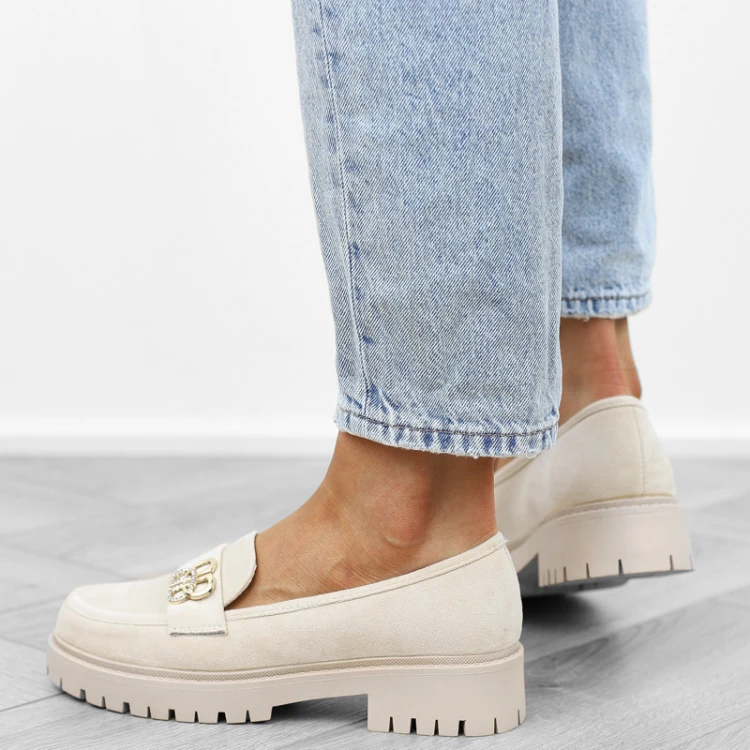bezowe-pobuty-loafersy-damskie-eleganckie-skora-sk