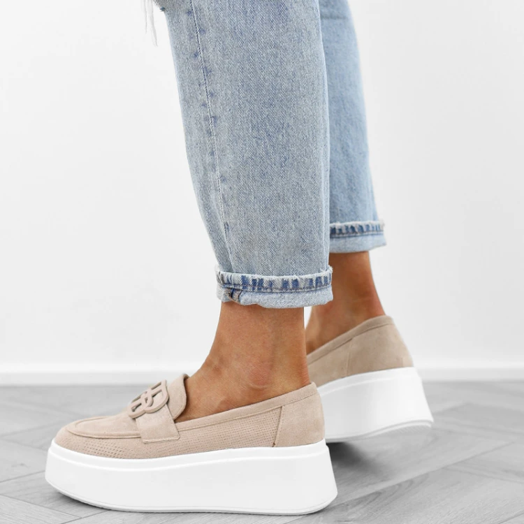 bezowe-pobuty-loafersy-mokasyny-damskie-skora-azur