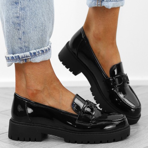 czarne-loafersy-mokasyny-pobuty-damskie-lakierowan