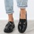 czarne-loafersy-mokasyny-pobuty-damskie-lakierowan
