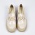bezowe-damskie-loafersy-lakierowane-na-paskiej-pod