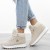 bezowe-sportowe-sneakersy-ocieplane-wysokie-sniego